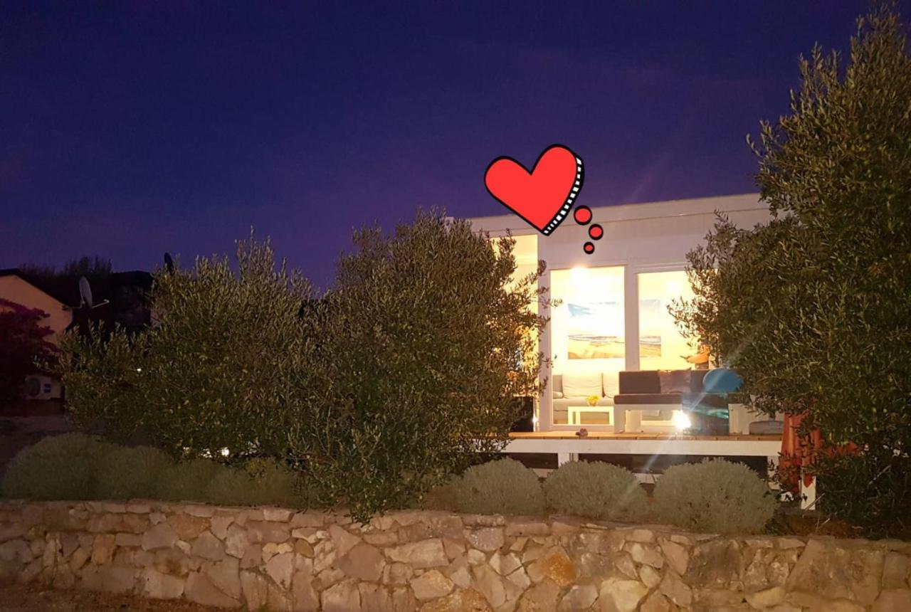 Eden Lady Mobile Home, Croatia, Drage Exterior photo